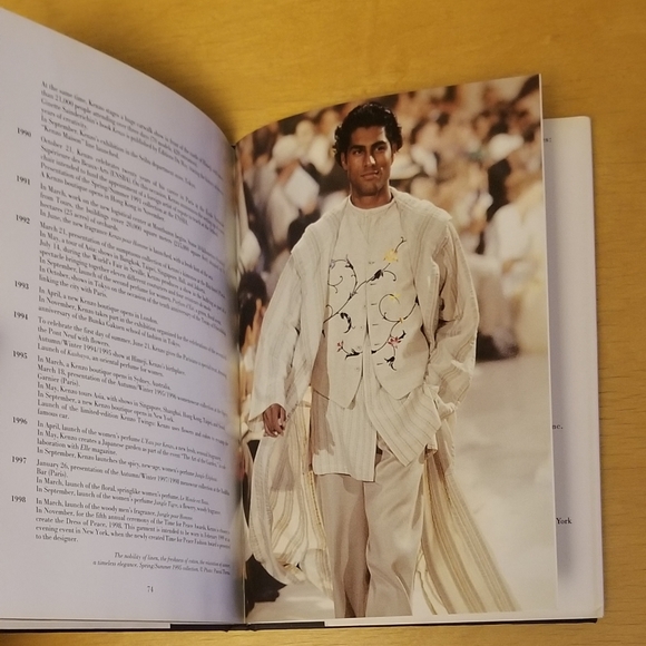 Assouline –  Kenzo Universe of Fashion  (1999) - Picture 14 of 14